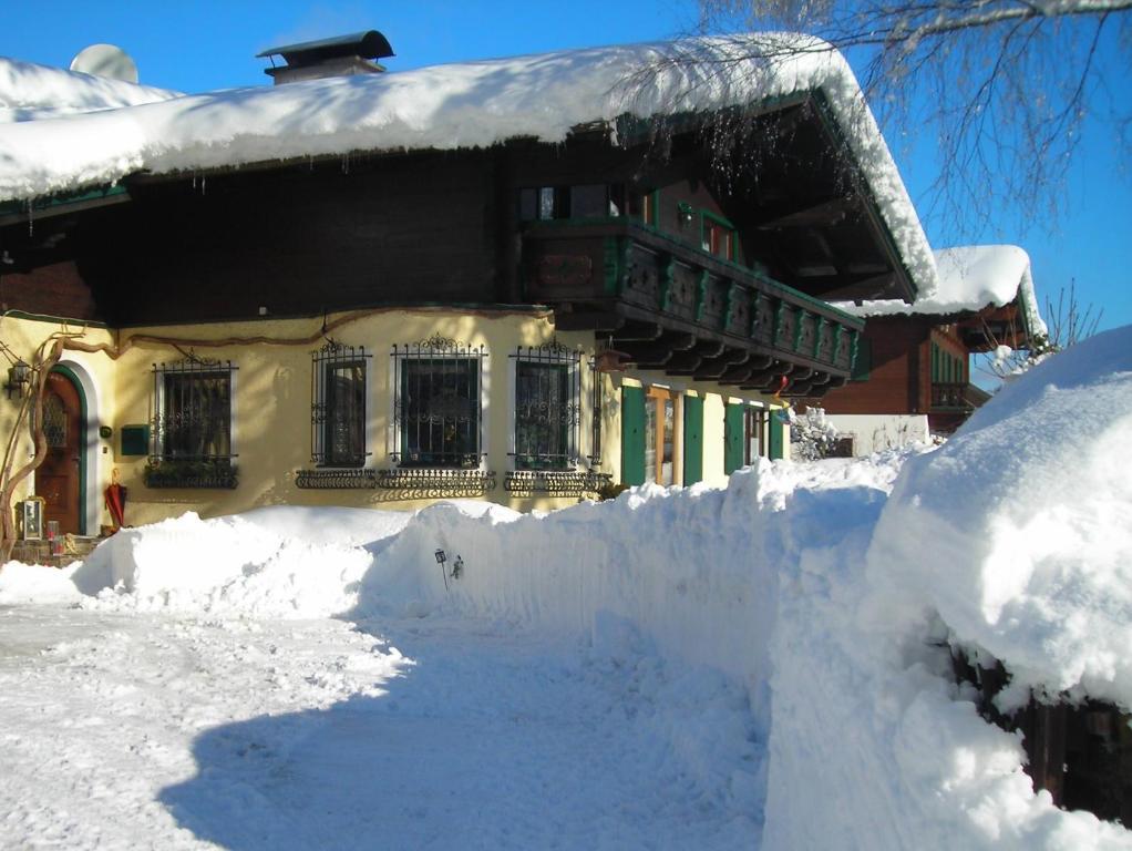 Haus Lena Apartment Sankt Martin bei Lofer Exterior photo